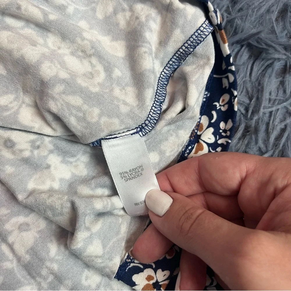 Floral Navy Women's Top - Picture 6 of 6